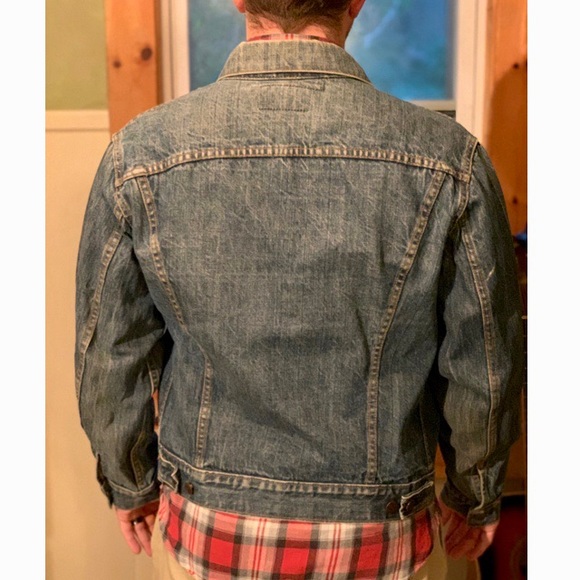 πββοΈHP! {Leviβs} Vintage Denim Trucker Jacketπ - Picture 4 of 8